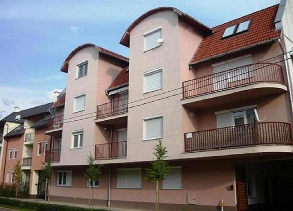 Major Street Apartman Apartment Hajdúszoboszló Exterior foto